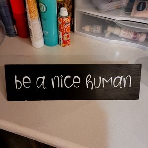 Bundle of wall and desk goodies!